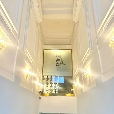 1 Center Elegant 2br With Panoramic Museum View And King Bed Appartamento *