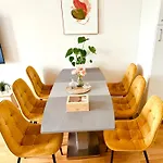 Lägenhet 1 Center Elegant 2br With Panoramic Museum View And King Bed *
